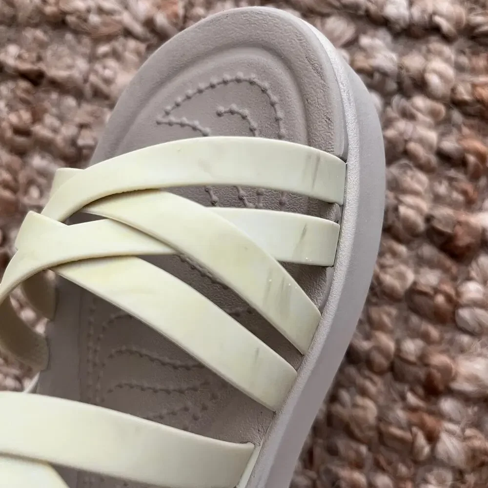 Crocs Brooklyn Strappy Low Wedge Sandals Womens 8 Cream LiteRide Platform